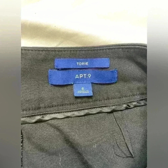 Apt. 9 Women’s Size 6 Skirt Black - Picture 2 of 5